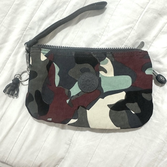 Kipling Camouflage Wristlet Pouch - Picture 7 of 10